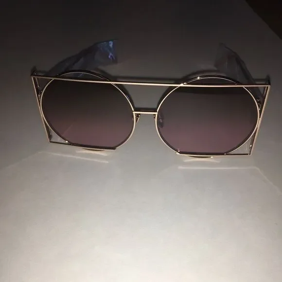 Wildfox | Accessories | Wildfox Turner Sunglasses | Poshmark display picture 1